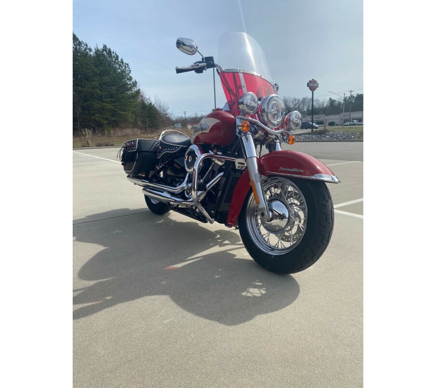 2024 Harley-Davidson Hydra-Glide Revival Redline Red