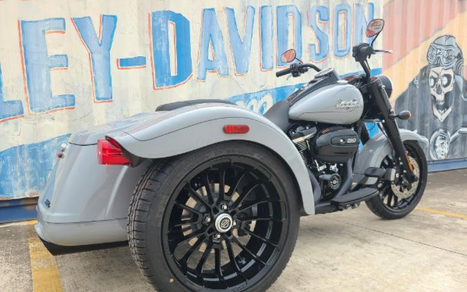 2024 Harley-Davidson Freewheeler