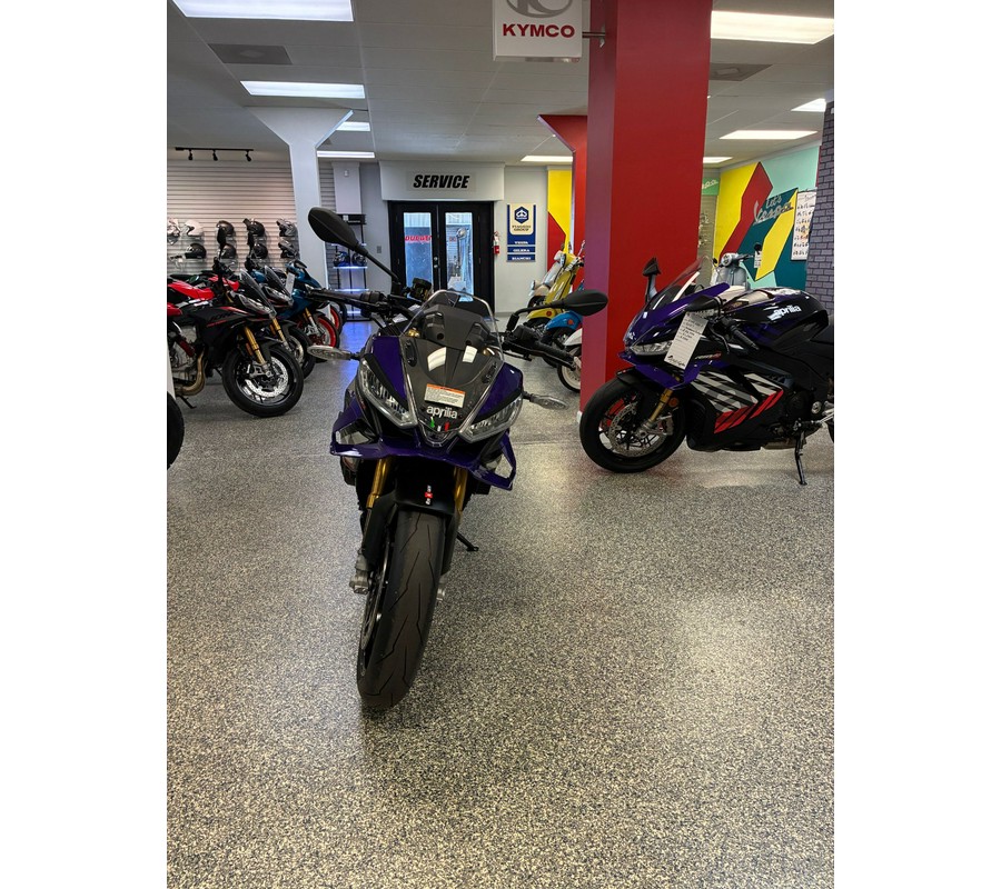 2027 Aprilia Tuono V4 Factory 1100