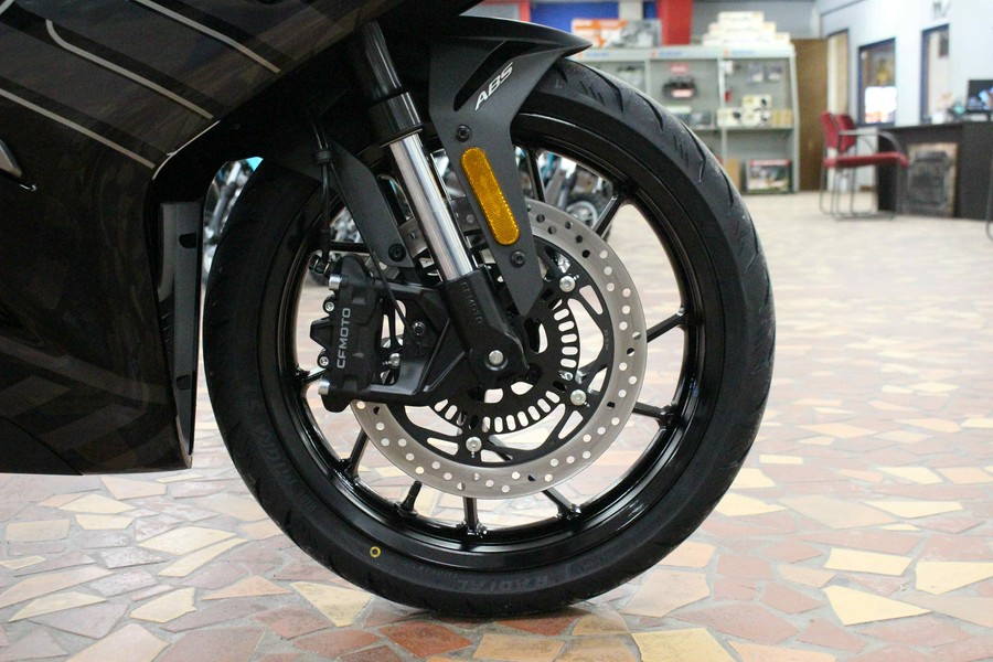 2026 CFMOTO 300SS Nebula Black - T6004138