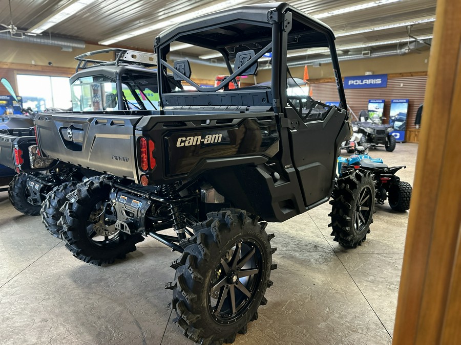 2024 Can-Am™ Defender XT HD10