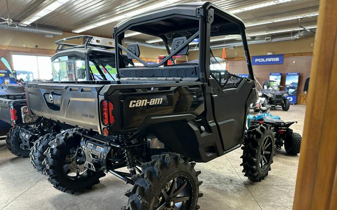 2024 Can-Am™ Defender XT HD10