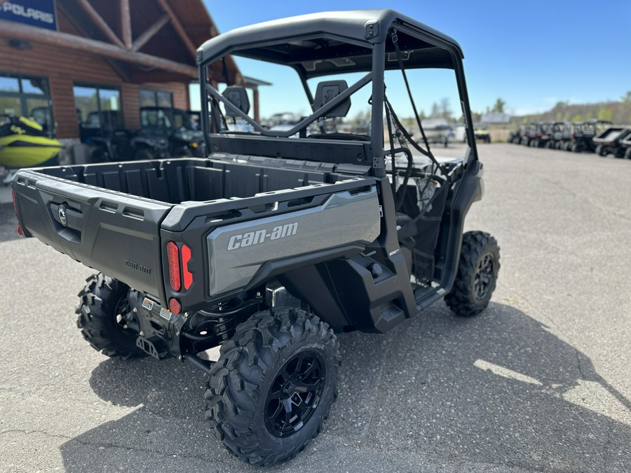 2024 Can-Am™ Defender XT HD10