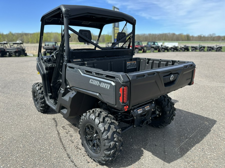 2024 Can-Am™ Defender XT HD10