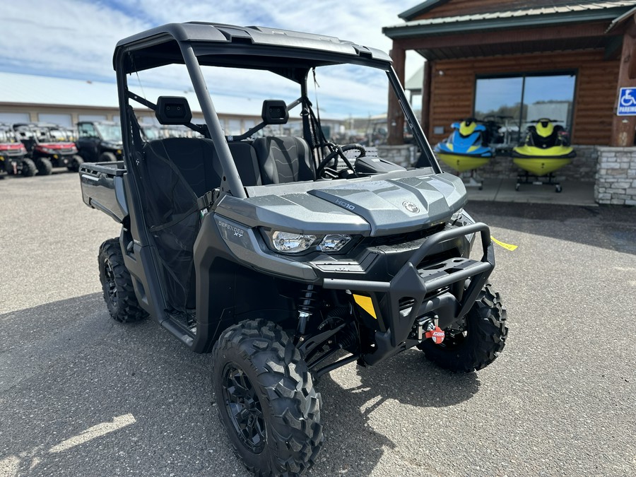 2024 Can-Am™ Defender XT HD10