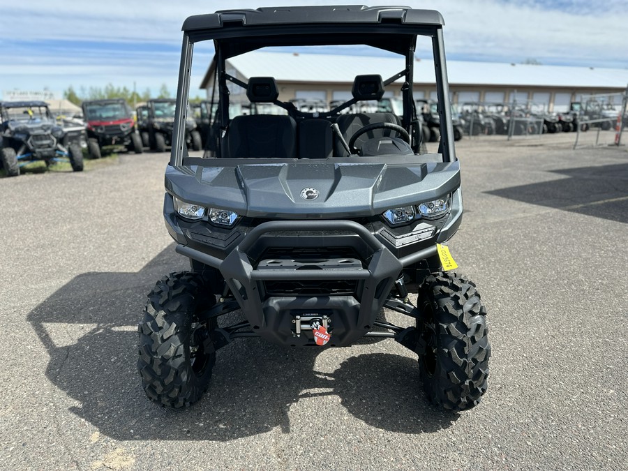 2024 Can-Am™ Defender XT HD10