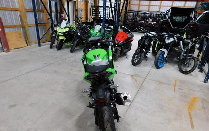 2026 Kawasaki Ninja® 500 SE ABS