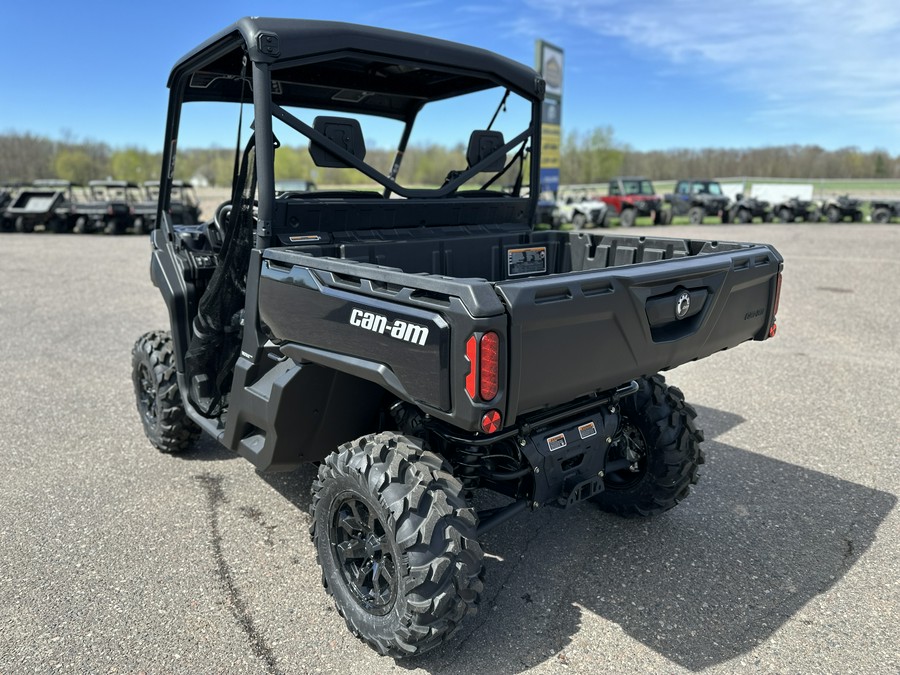 2024 Can-Am™ Defender XT HD10