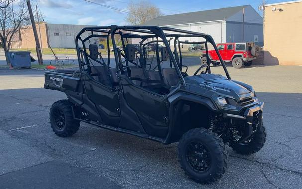 2025 Honda® Pioneer 1000-6 Deluxe Crew
