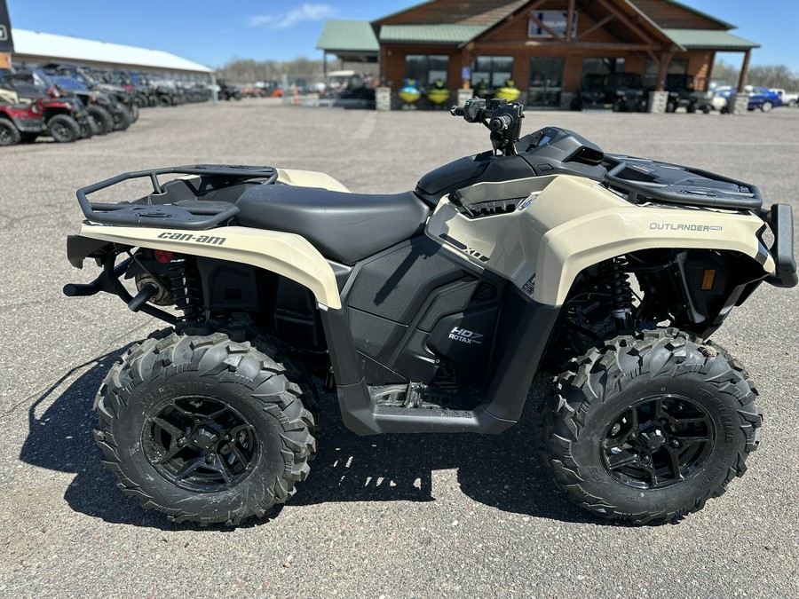 2024 Can-Am™ OutlanderT Pro XU HD7