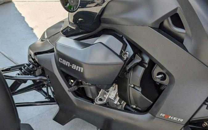 2021 Can-Am™ Ryker 900 ACET