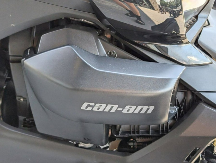 2021 Can-Am™ Ryker 900 ACET