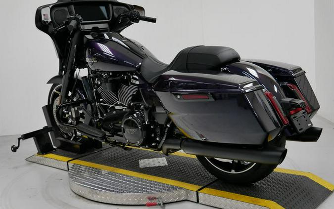 2025 Harley-Davidson® FLHX - Street Glide®