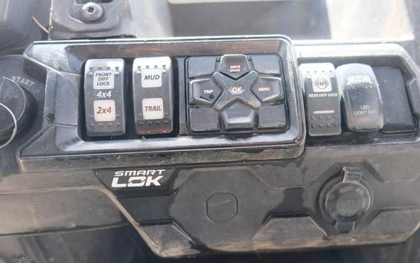 2023 CAN-AM SSV DEF MAX XMR 65 HD10 BC 23 X MR HD10