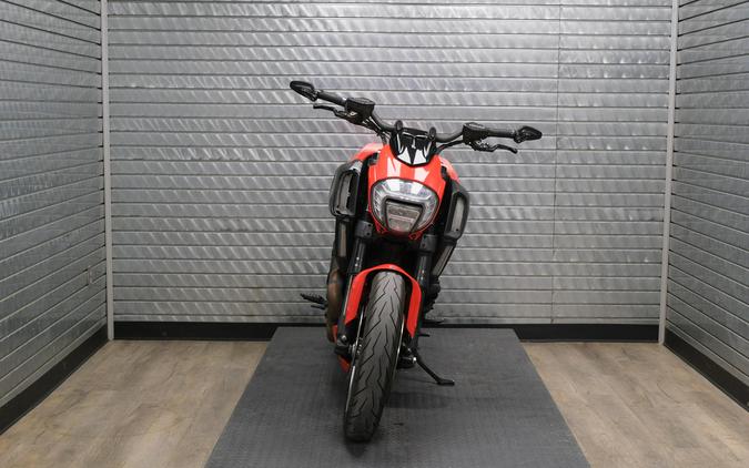 2015 DUCATI DIAVEL