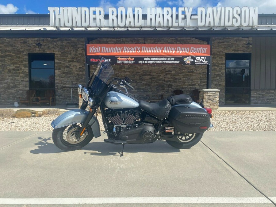 2024 Harley-Davidson Heritage Classic Atlas Silver Metallic