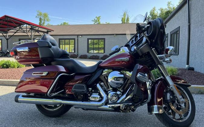 2016 Harley-Davidson® FLHTCU - Electra Glide® Ultra Classic®