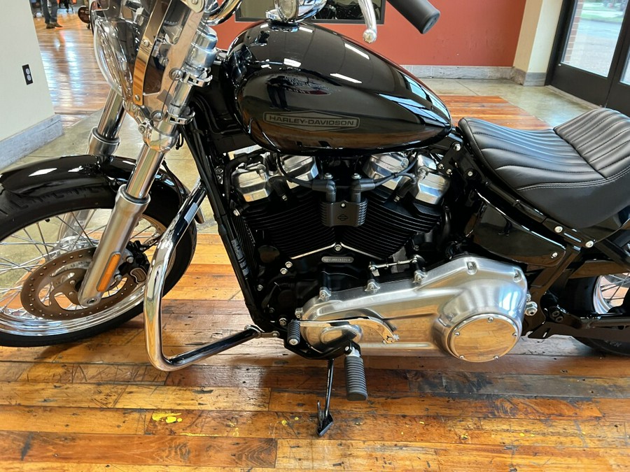 Used 2021 Harley-Davidson Softail Standard Cruiser Motorcycle For Sale Near Memphis, TN