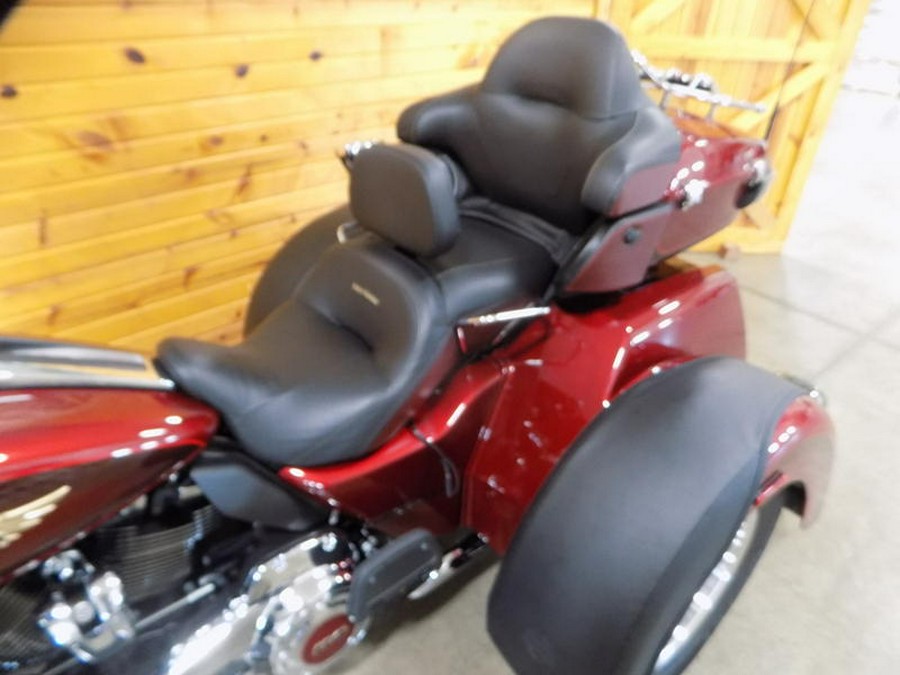 2023 Harley-Davidson® FLHTCUTGAN - Tri Glide® Ultra Anniversary Edition