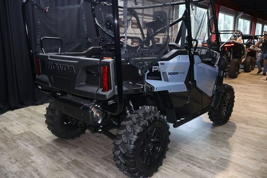 2024 Honda Pioneer 1000-5 Deluxe