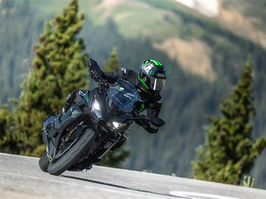 2025 Kawasaki Ninja 1100SX ABS