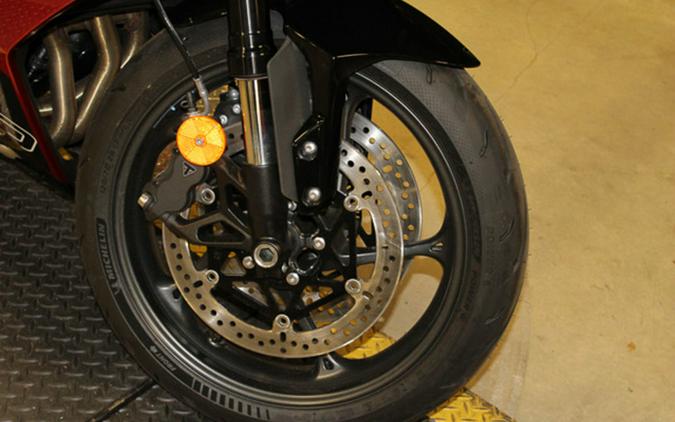 2025 Triumph Daytona 660 Carnival Red/Sapphire Black 660