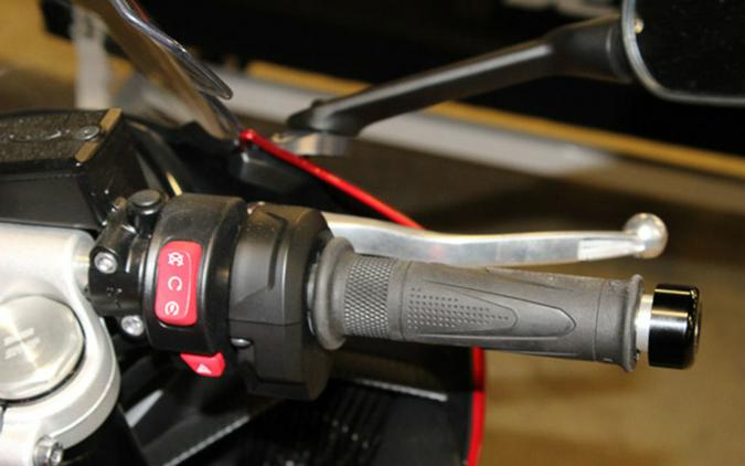 2025 Triumph Daytona 660 Carnival Red/Sapphire Black 660