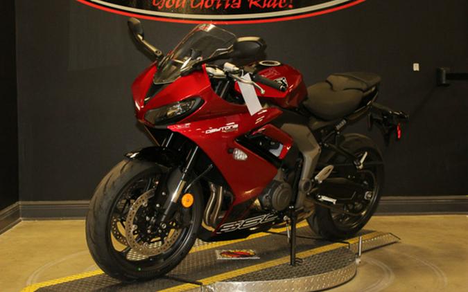 2025 Triumph Daytona 660 Carnival Red/Sapphire Black 660