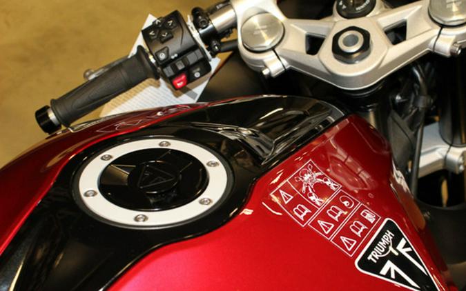 2025 Triumph Daytona 660 Carnival Red/Sapphire Black 660