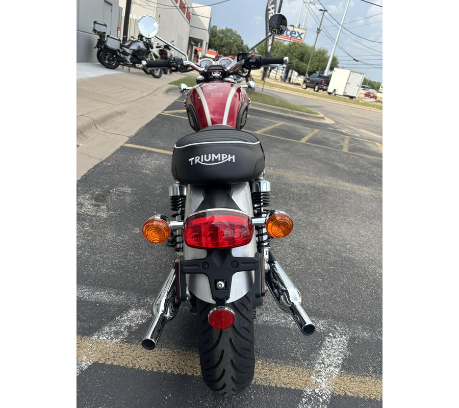 2025 Triumph Bonneville