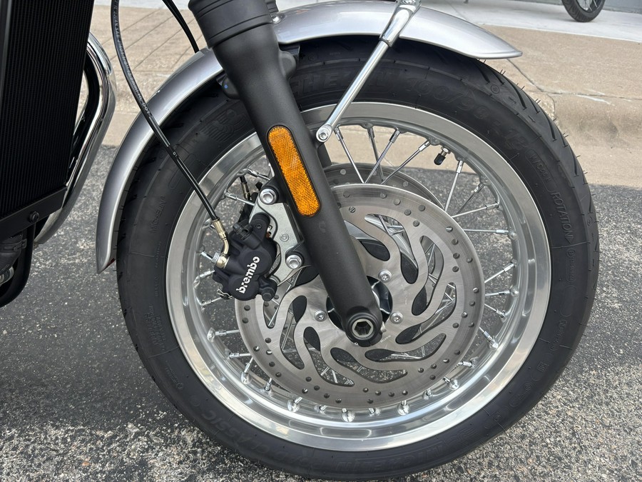 2025 Triumph Bonneville