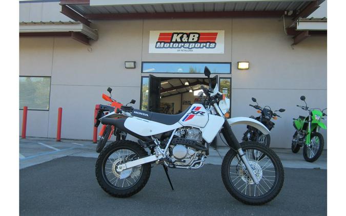 2025 XR650L - Honda
