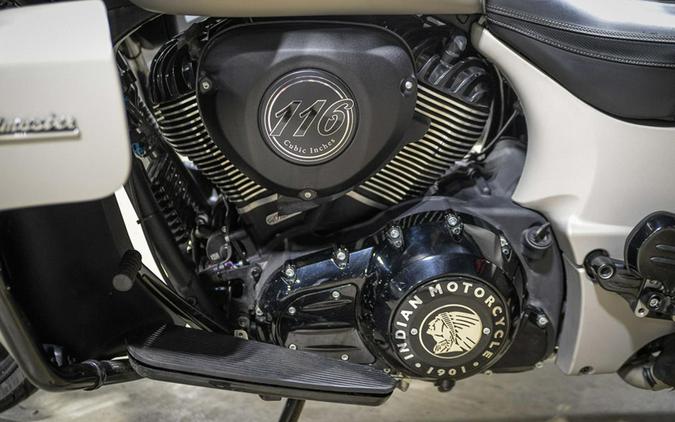 2023 Indian Motorcycle Roadmaster® Dark Horse®