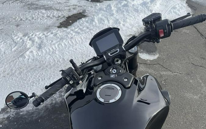 2023 Honda CB1000R Black Edition