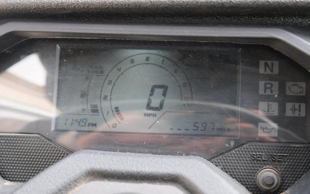 2023 HONDA PIONEER 10006 CREW DELUXE