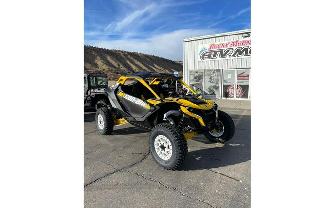 2024 Can-Am Maverick R X RS With Smart-Shox Black & Yellow