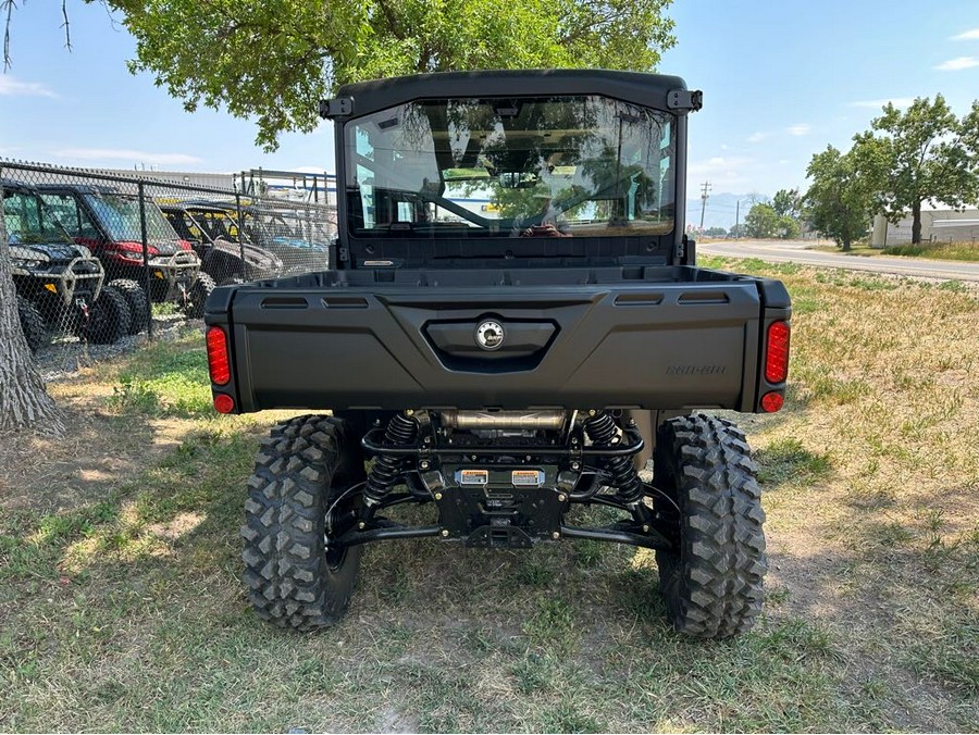 2024 Can-Am™ Defender MAX Limited HD10