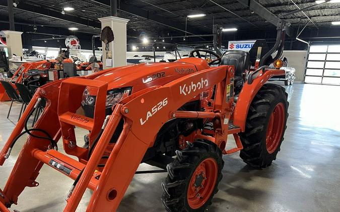 Kubota L3302DT