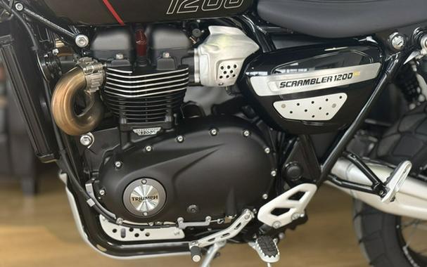 2025 Triumph Scrambler 1200 XE