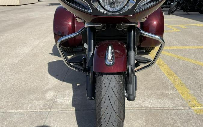 2022 Indian Motorcycle® Challenger® Limited Maroon Metallic