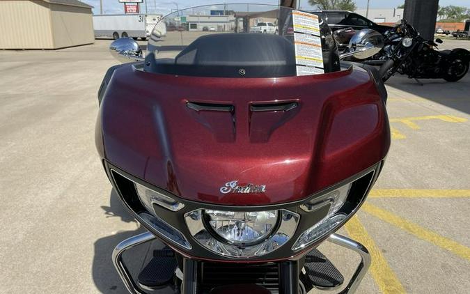 2022 Indian Motorcycle® Challenger® Limited Maroon Metallic