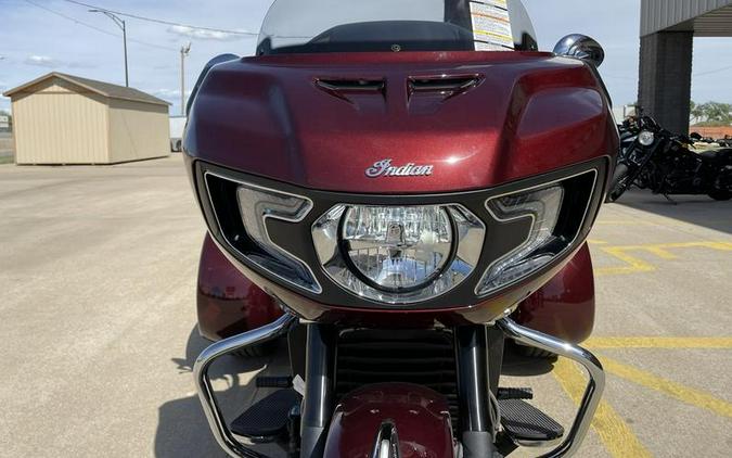 2022 Indian Motorcycle® Challenger® Limited Maroon Metallic