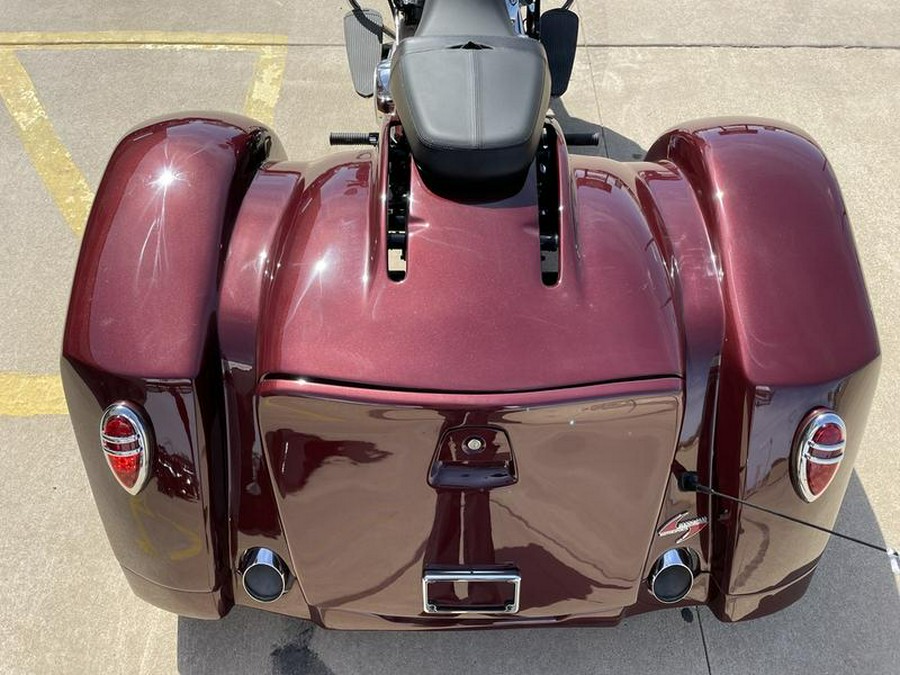 2022 Indian Motorcycle® Challenger® Limited Maroon Metallic