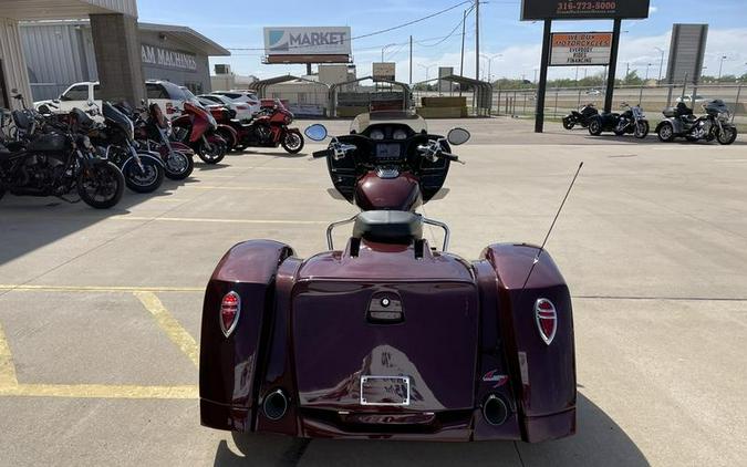 2022 Indian Motorcycle® Challenger® Limited Maroon Metallic