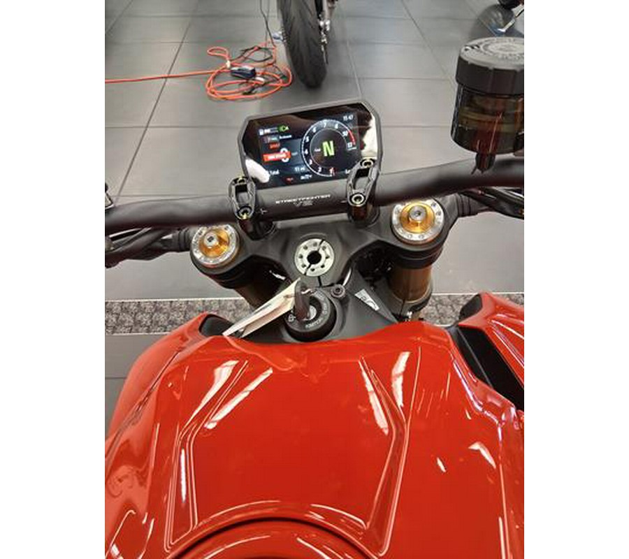 2025 Ducati Streetfighter V2 S