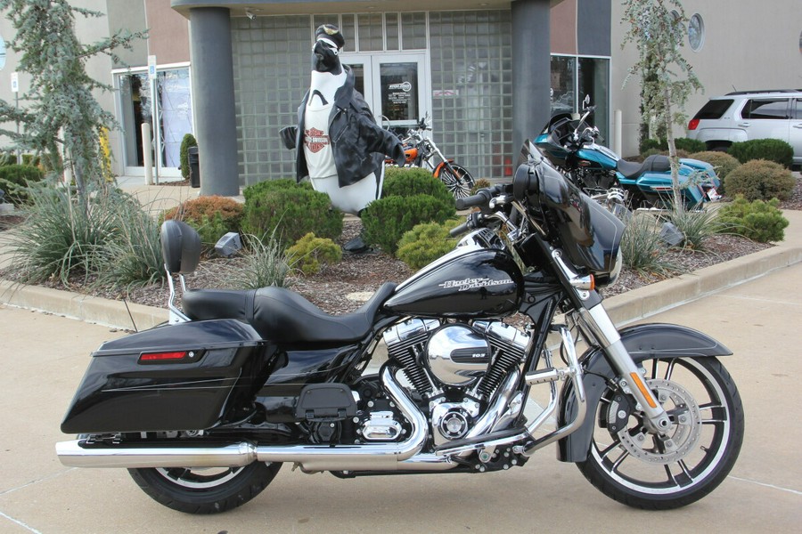 2015 Harley-Davidson Street Glide Special