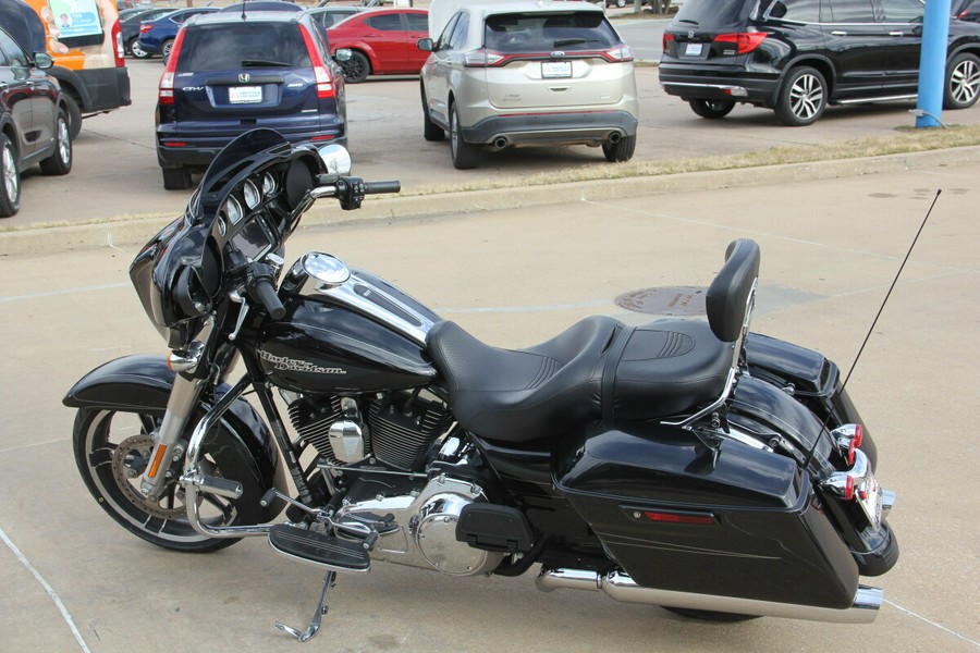 2015 Harley-Davidson Street Glide Special