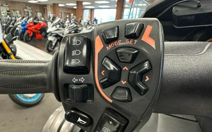 2013 Can-Am Spyder® RT-S SM5