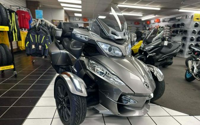 2013 Can-Am Spyder® RT-S SM5