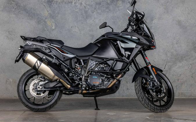 2020 KTM 1290 SUPER ADVENTURE S - LM920101